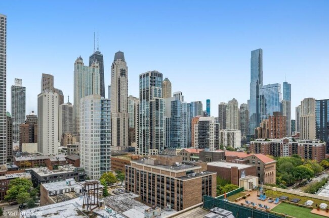 Building Photo - 0 bedroom in Chicago IL 60610