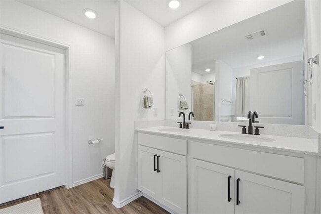 Building Photo - 287 George Neggan Ln