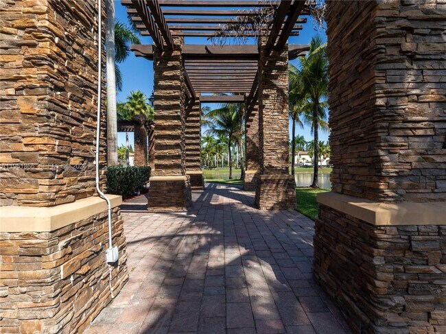 Building Photo - 9895 NW 87th Terrace