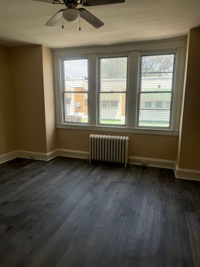 Building Photo - Front Porch Row - Oak Lane