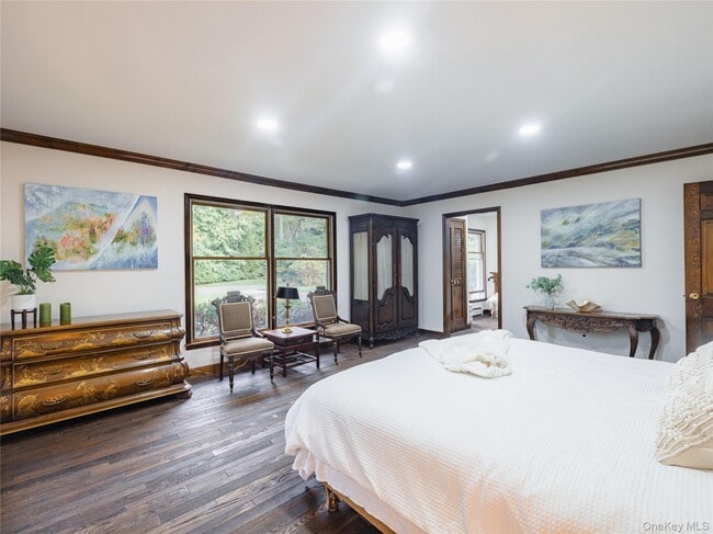 Building Photo - 11 Geralind Dr