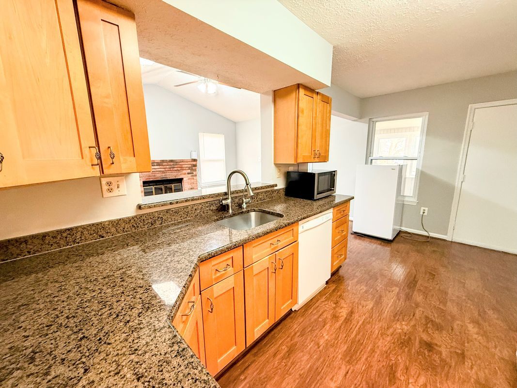 Building Photo - 4001 Bittern Ct