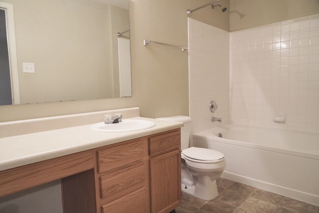 Building Photo - 9201 Ogden Dunes Ct