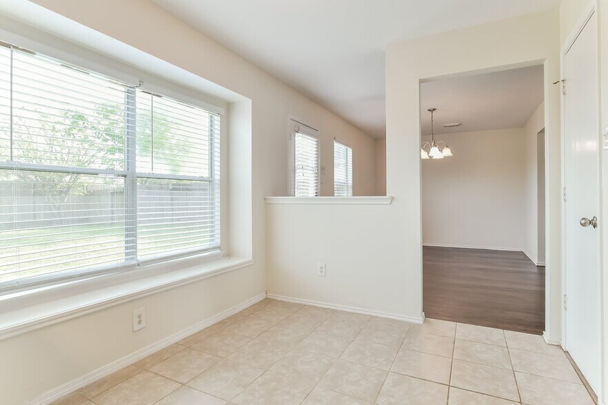 Building Photo - 20235 Sandwith Dr