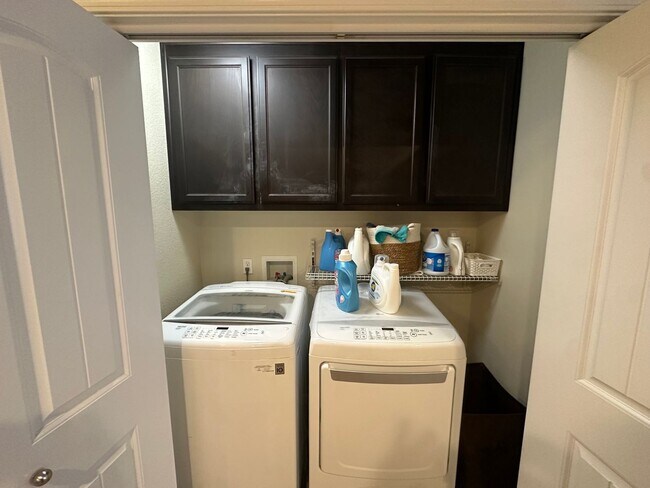 Building Photo - 1453 Rosy Dawn Ln