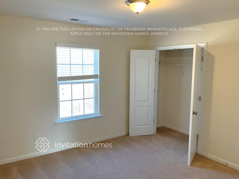 Building Photo - 141 Lassen Ln