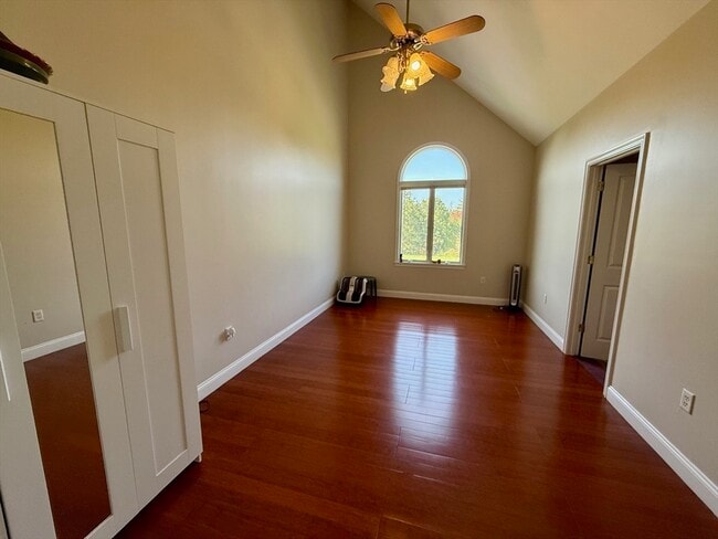 Building Photo - 218 Rangeway Rd