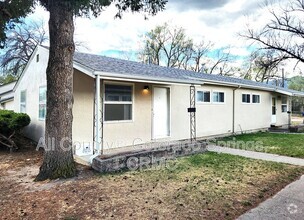 Building Photo - 212 N Logan Ave