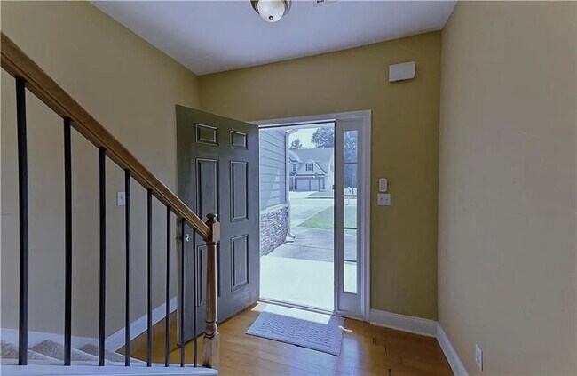 Building Photo - 5 Bedroom 3.5 Bathroom House in Douglasville GA