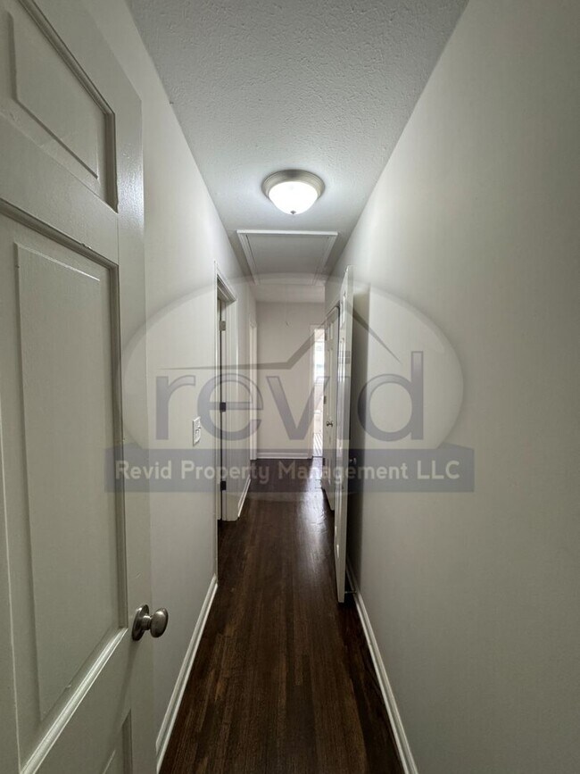 Building Photo - 5467 Derron Ave