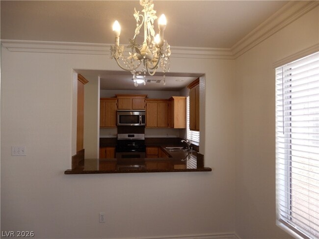 Building Photo - 42 Belle Essence Ave