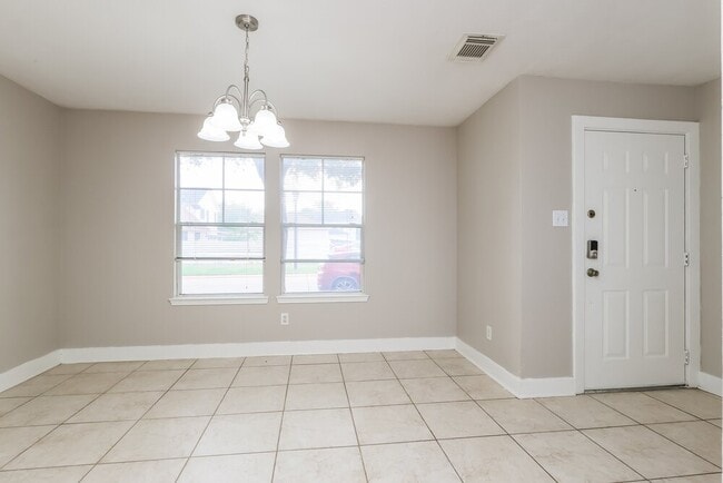 Building Photo - 10202 Farrell Dr