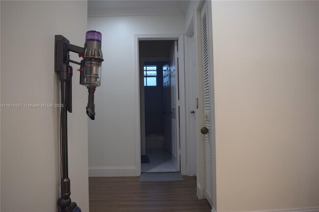 Building Photo - 538 Slippery Rock Rd