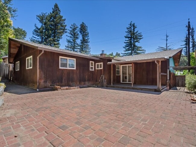 Building Photo - 336 Triplett Dr