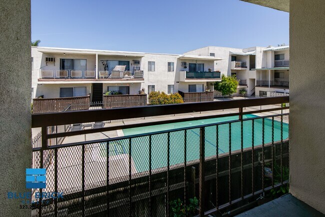 Building Photo - 5452 Corteen Pl