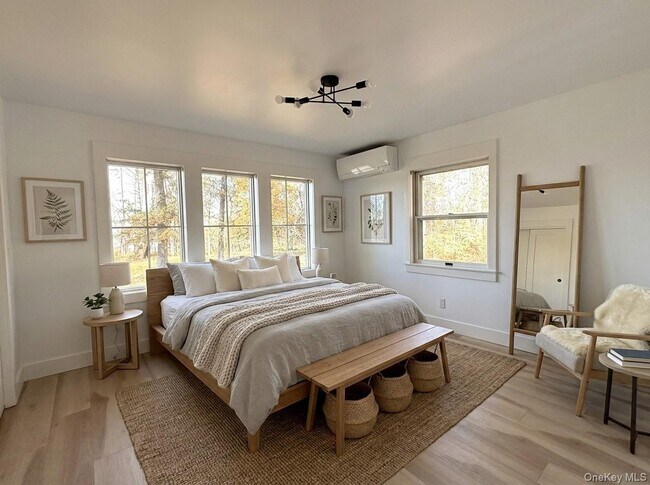 Building Photo - 5265 NY-9G