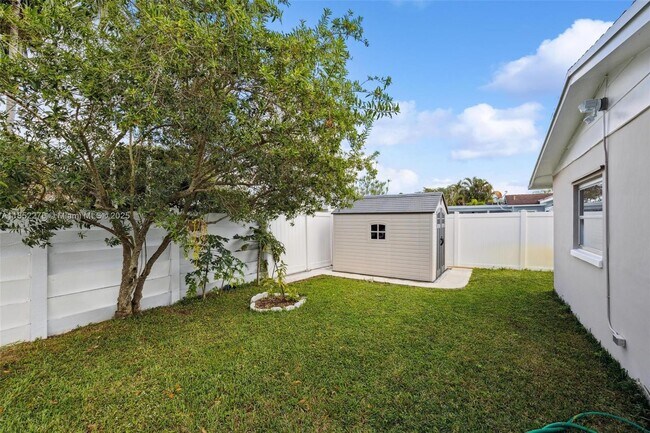 Building Photo - 9431 NW 23rd St