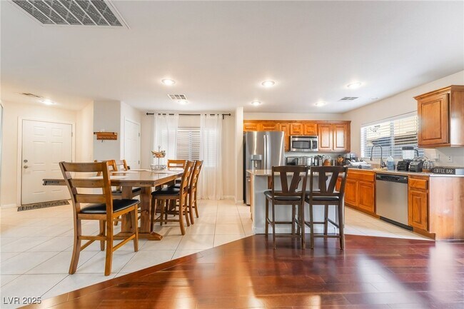 Building Photo - 6496 Chettle House Ln