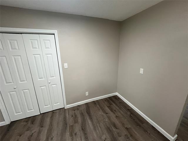 Building Photo - 12508 Meadowcrest Ln