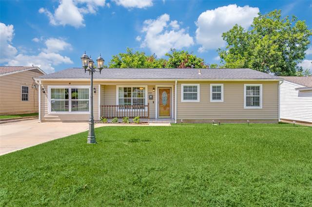 Primary Photo - 4537 Bridle Wood Dr