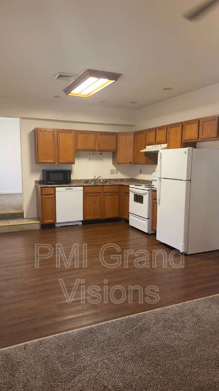 Building Photo - 2151 11th St
