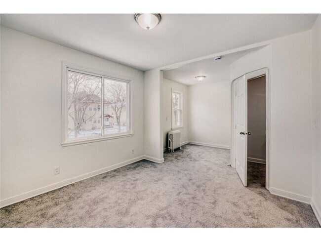 Building Photo - 2630 14th Ave S