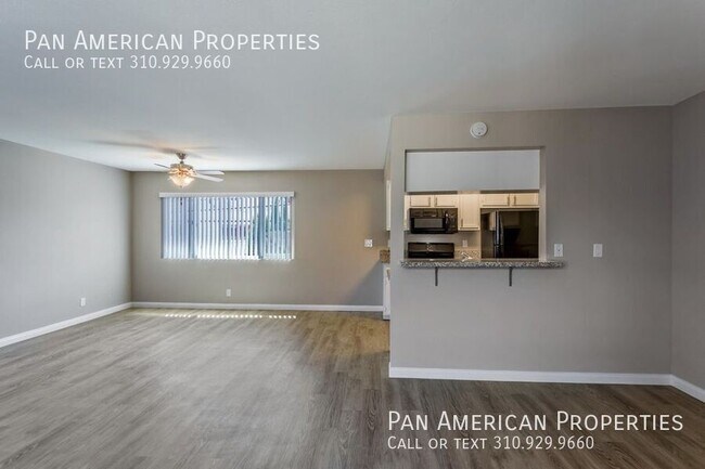 Building Photo - 13919 Coteau Dr