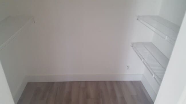 Building Photo - 8820 SW 123rd Ct