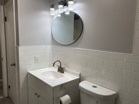 Building Photo - 74 Saltonstall Ave