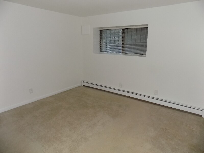 Building Photo - 26 Commonwealth Terrace