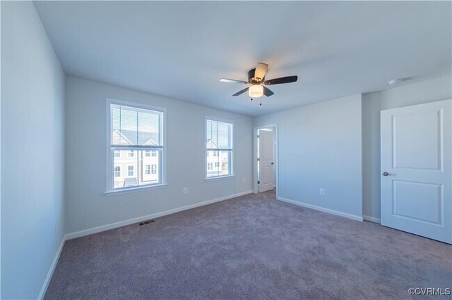 Building Photo - 633 Rivanna Hl Rd