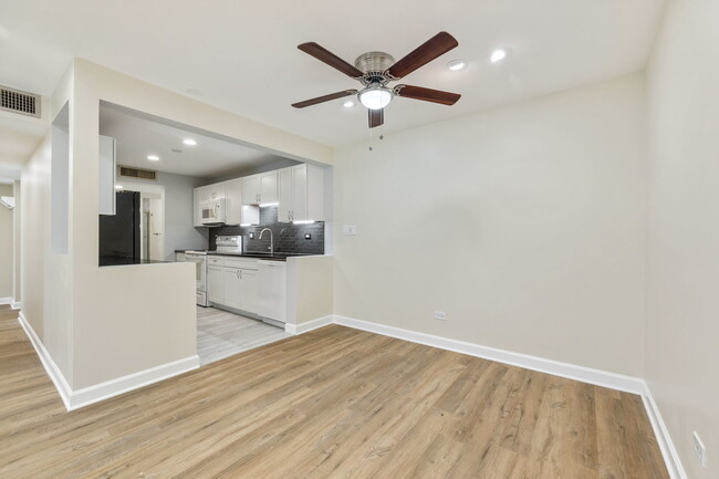 Building Photo - 940 Beau Dr