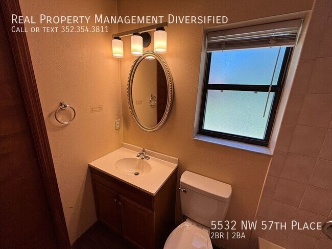 Building Photo - 5532 NW 57th Pl