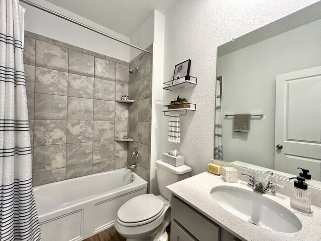 Building Photo - 3/BR 2/BA Home with Modern Comforts and a ...