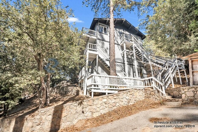 Building Photo - 129 Zermatt Dr