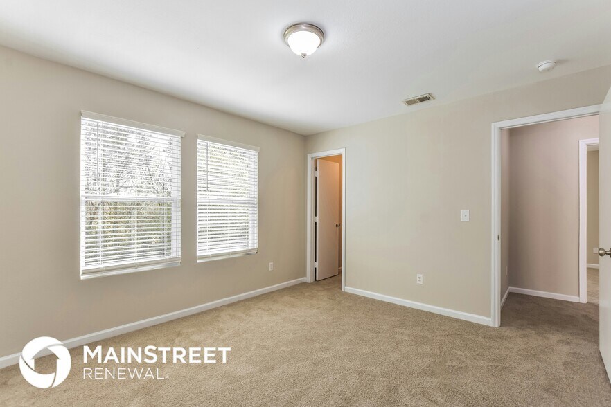 Building Photo - 138 Whitestone Dr NE