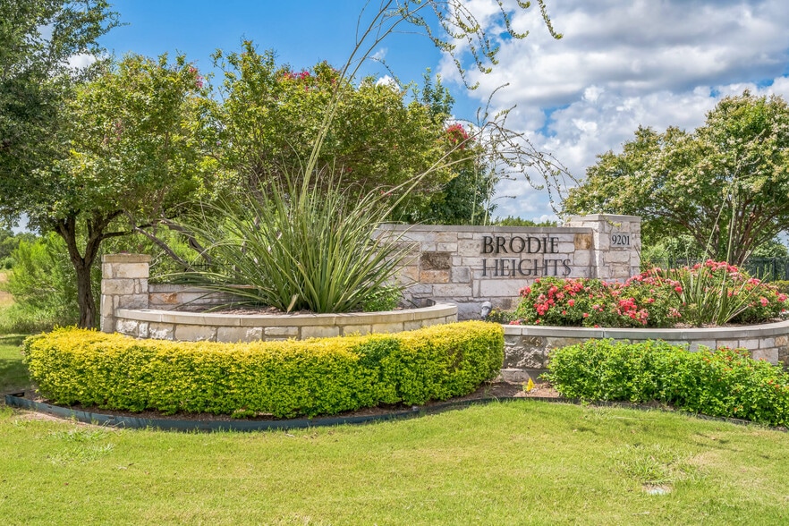 Community entrance - 9201 Brodie Ln