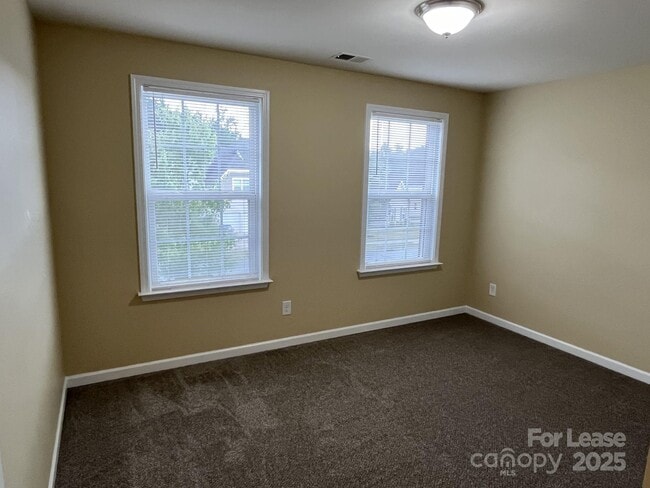 Building Photo - 2605 Mill Wright Rd
