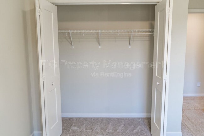 Building Photo - 6612 Johnbo way