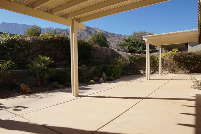Building Photo - 1207 Palmas Ridge