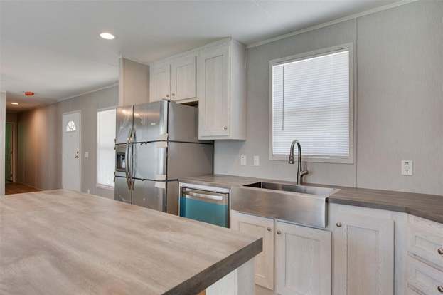 Building Photo - 315 Broadmore Dr