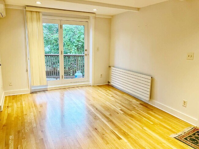 Building Photo - Great Milton location, close to commuter r...
