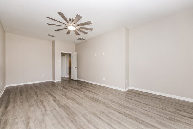 Building Photo - 32644 Rapids Loop