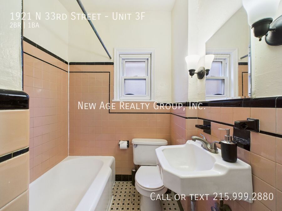 Building Photo - 1921 N 33rd St