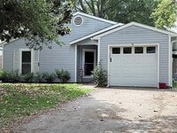 Building Photo - 2104 Gen Forrest Dr
