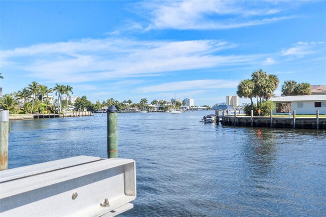 Building Photo - 740 S Federal Hwy