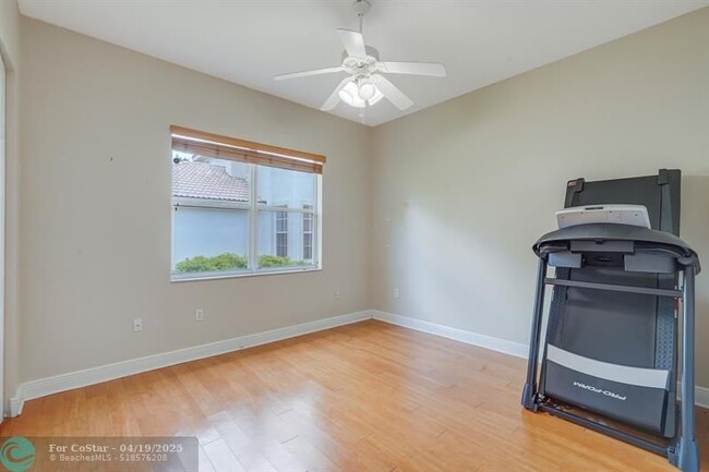 Building Photo - 19084 Skyridge Cir