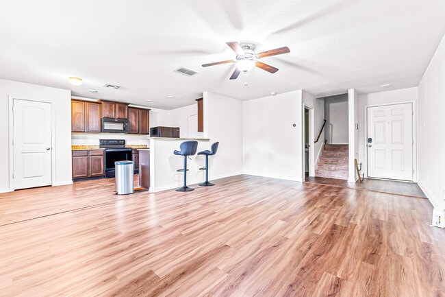 Building Photo - 6511 Chevler Pass