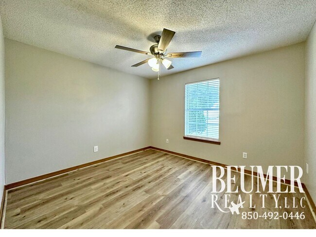 Building Photo - Lakefront Living Minutes to NAS & Perdido Beaches