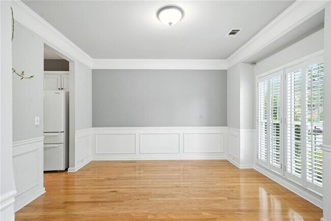 Building Photo - 3966 Kendall Cove